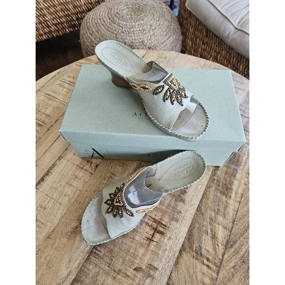 Clarks Shoes - Clarks Artisan Collection Green Empress Beaded Wooden Wedge Sandal Size 7 M EUC